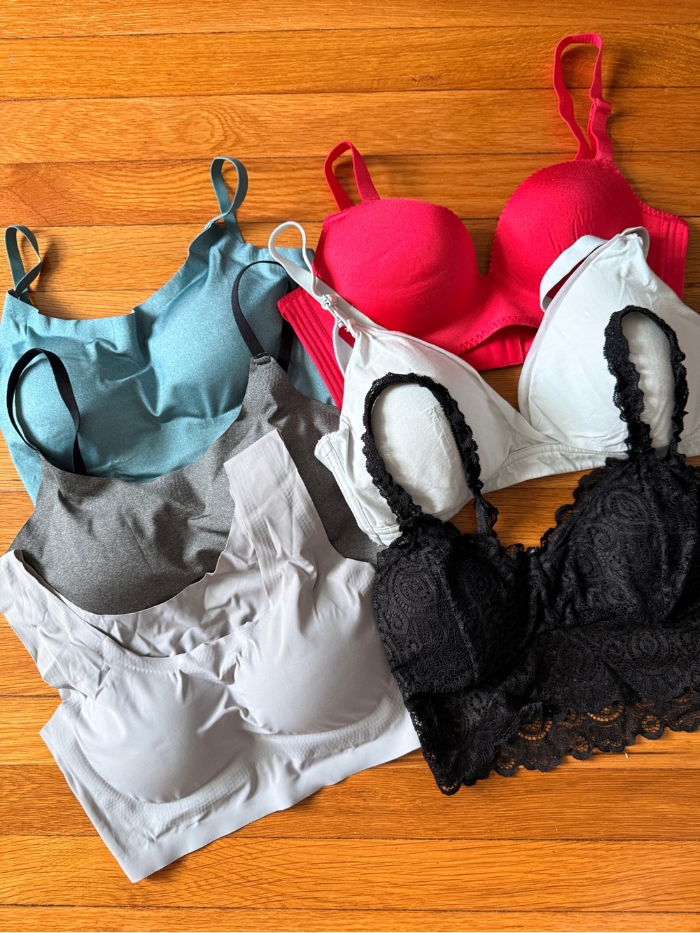 Women’s Seamless Wire Free Bras Bundle of 6